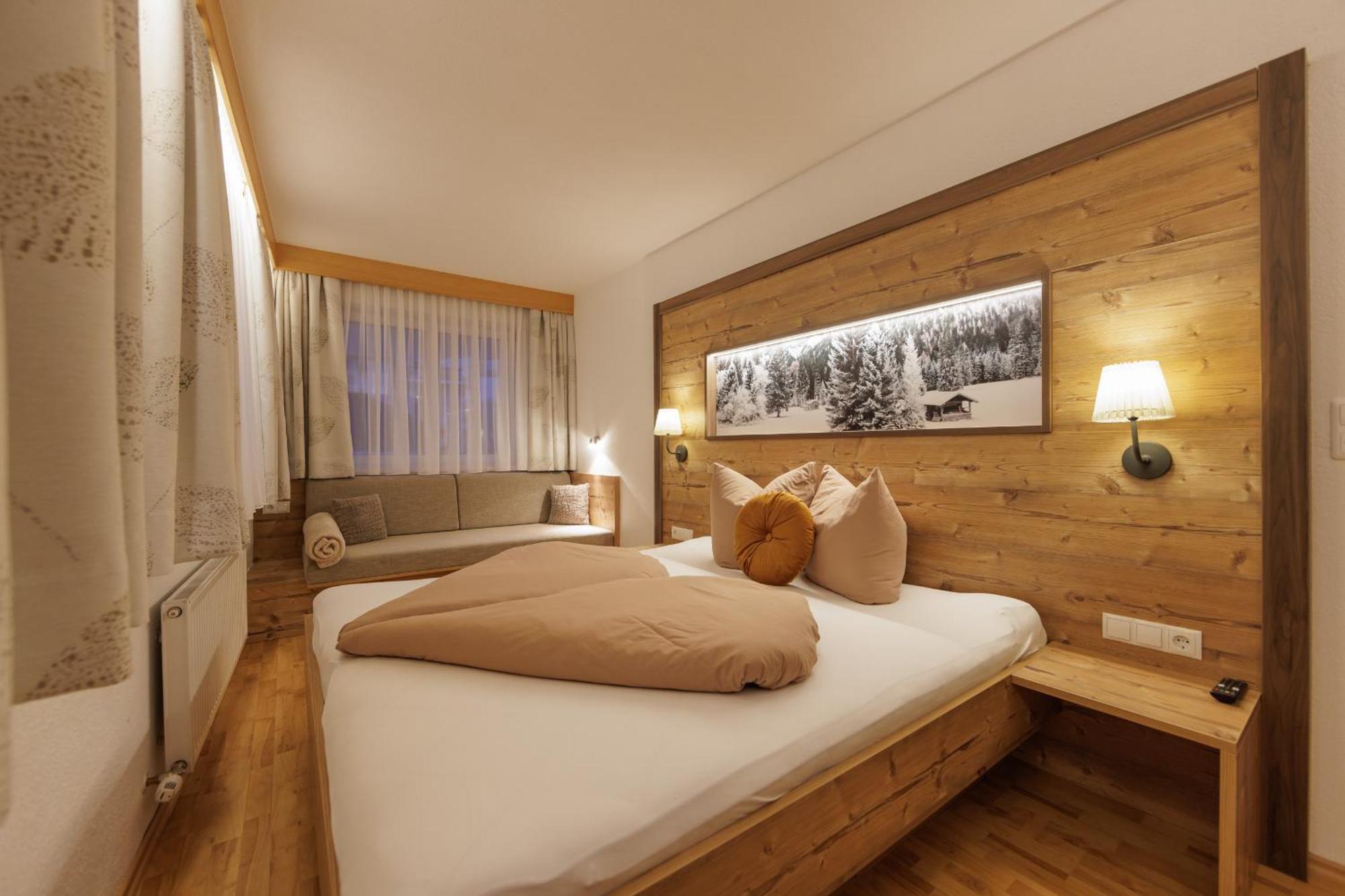Apartmenthaus Goldeck Ried im Oberinntal Luaran gambar