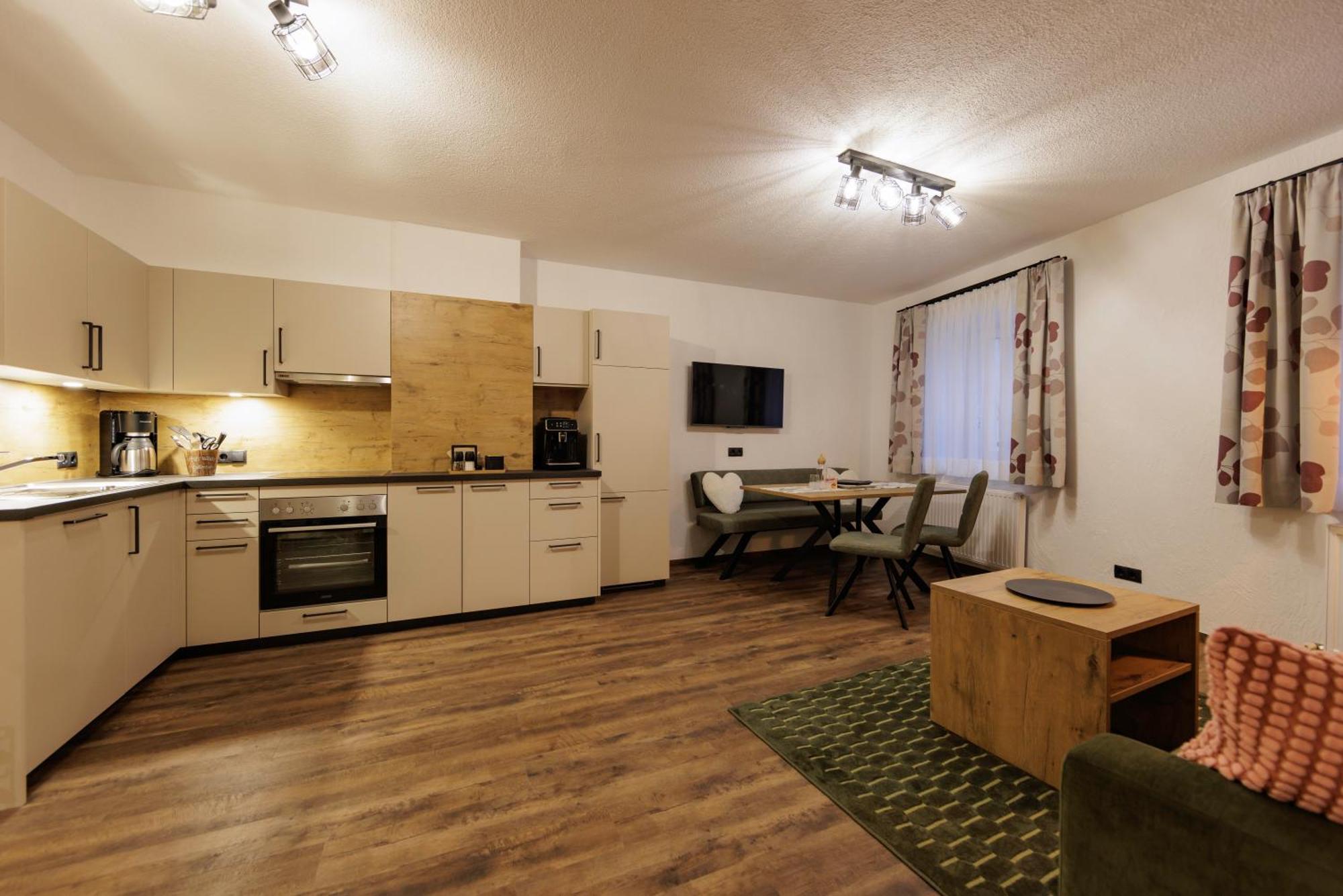 Apartmenthaus Goldeck Ried im Oberinntal Luaran gambar