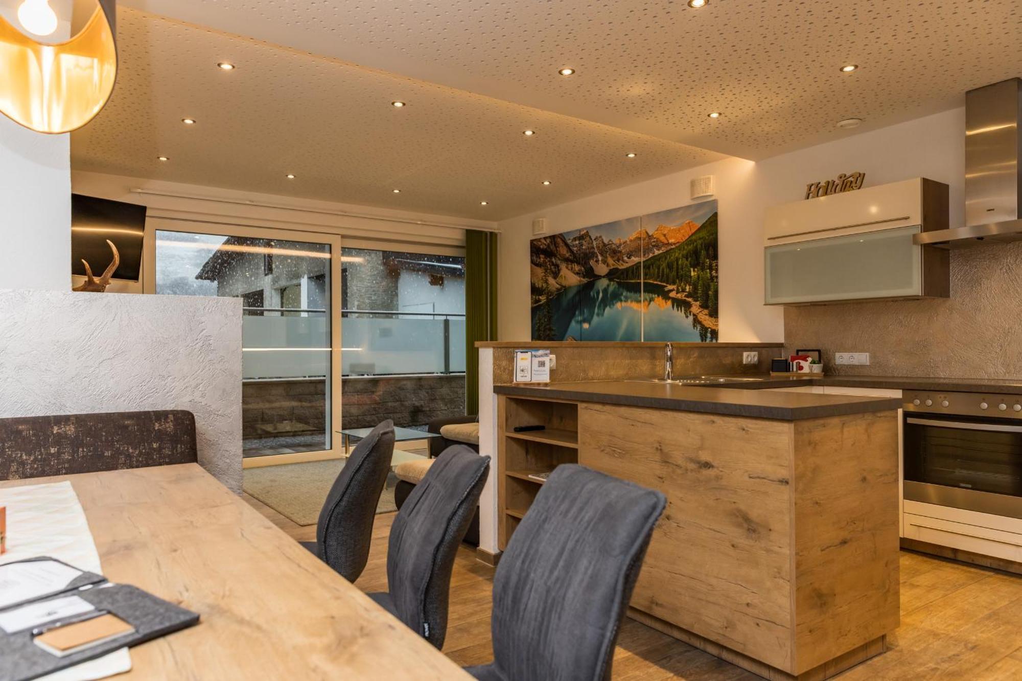Apartmenthaus Goldeck Ried im Oberinntal Luaran gambar