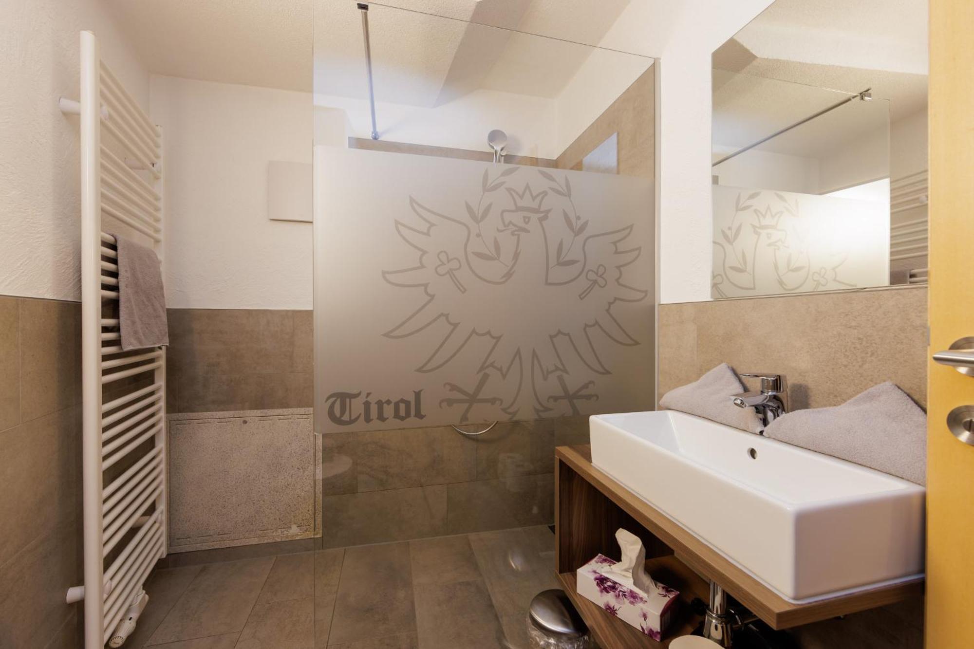 Apartmenthaus Goldeck Ried im Oberinntal Luaran gambar