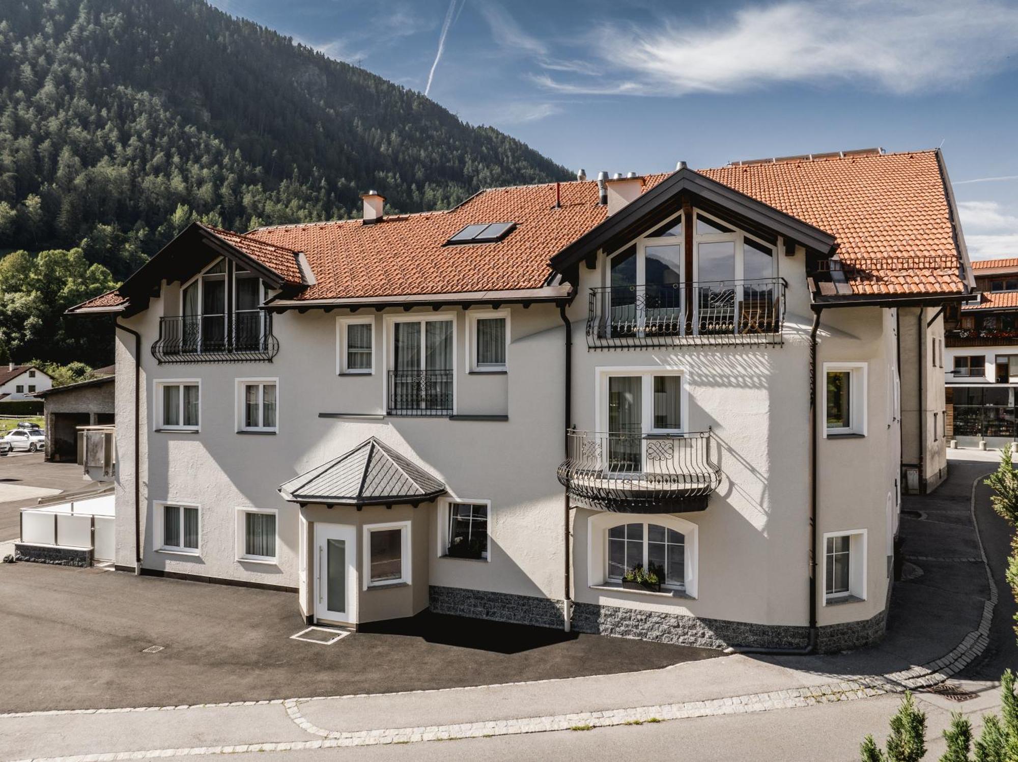 Apartmenthaus Goldeck Ried im Oberinntal Luaran gambar