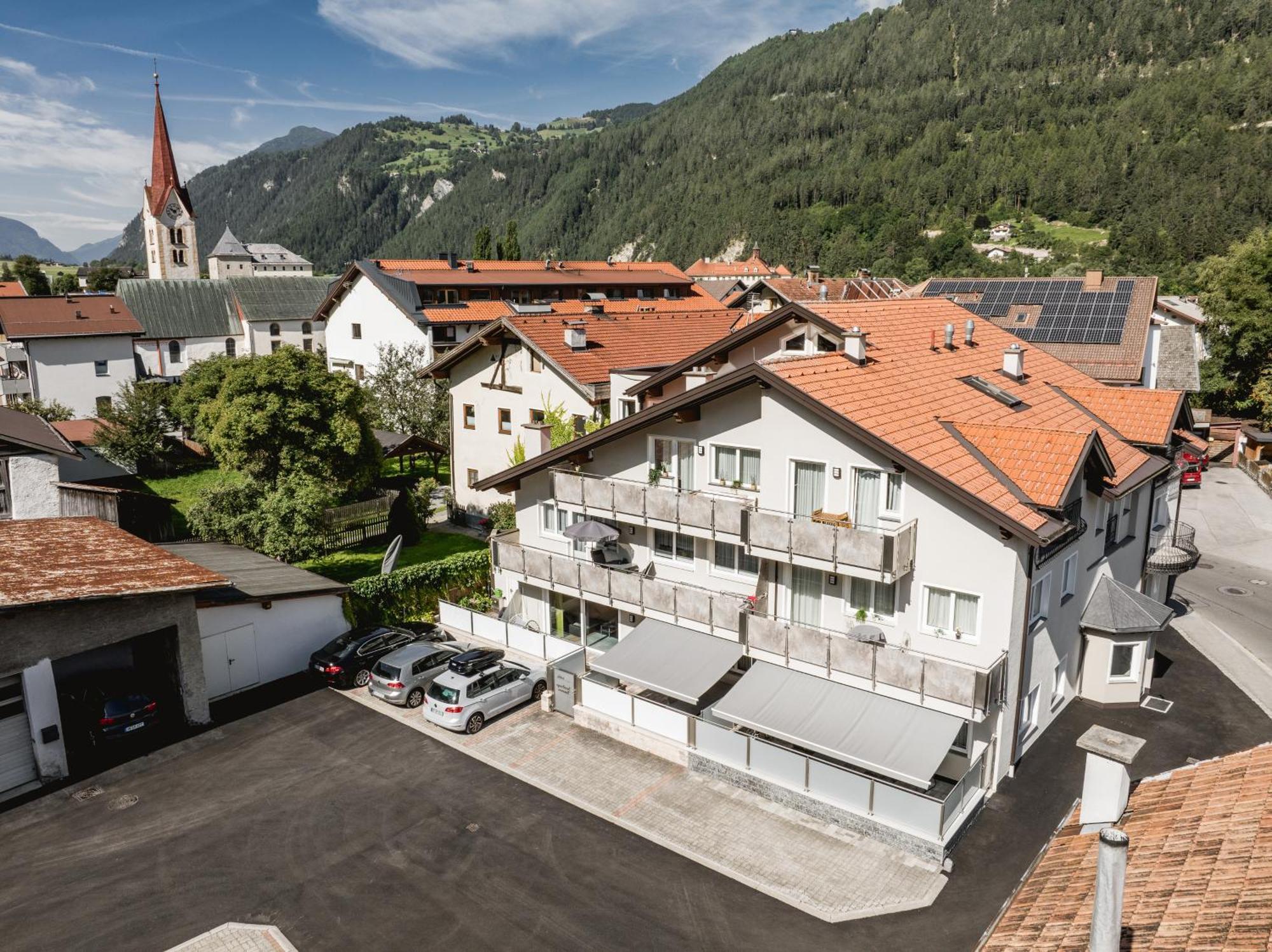 Apartmenthaus Goldeck Ried im Oberinntal Luaran gambar